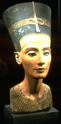 A Famous Bust of Nefertiti Shows Her Graceful Beauty